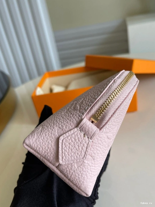 LOUIS VUITTON POUCH COSMETIC 0724